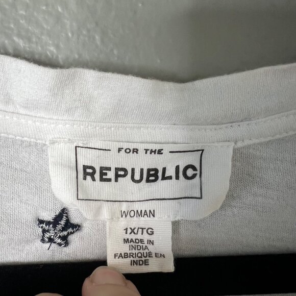 For The Republic V-Neck Star T-Shirt Size 1X Embroidered T-Shirt White Blue - Picture 2 of 5